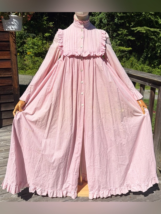 Laura Ashley Dresses & Skirts - RARE Laura Ashley Vintage 1970s Pink Floral Cotton Ruffle Victorian Maxi Dress